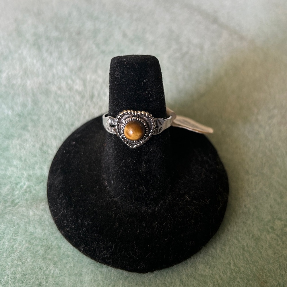 🍓VTG UNCAS STERLING SILVER TIGERS EYE HEART RING